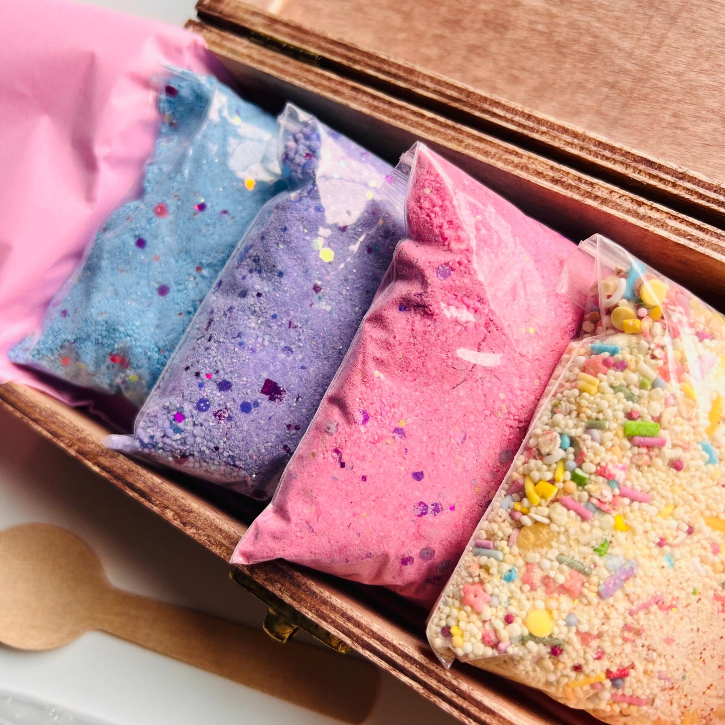 Fizz Parade Potion Kit – 4 Colourful Fizzing Powders